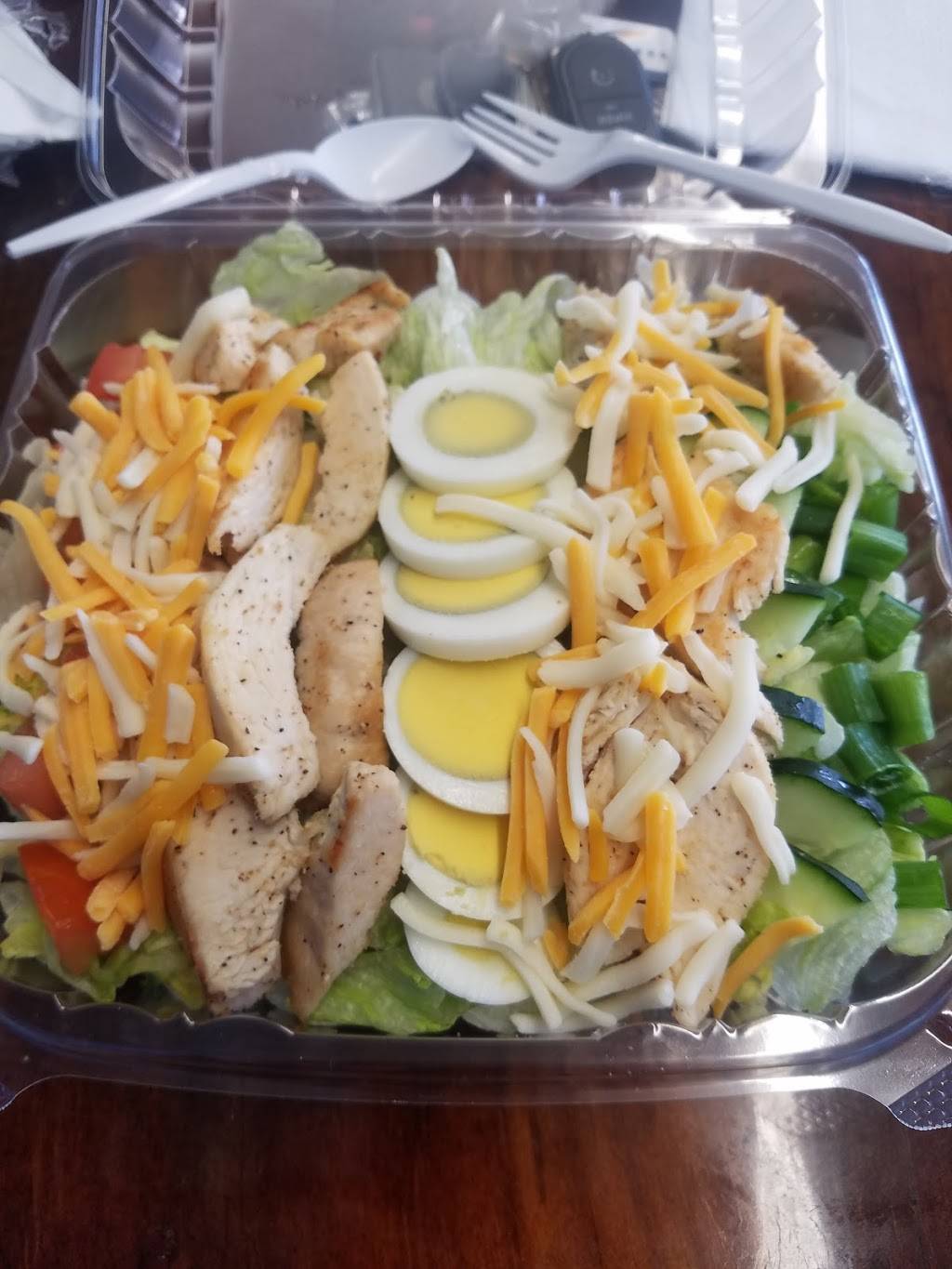 PIK NIK BASKET | restaurant | 8511 W Nine Mile Rd, Oak Park, MI 48237, USA | 2482684132 OR +1 248-268-4132