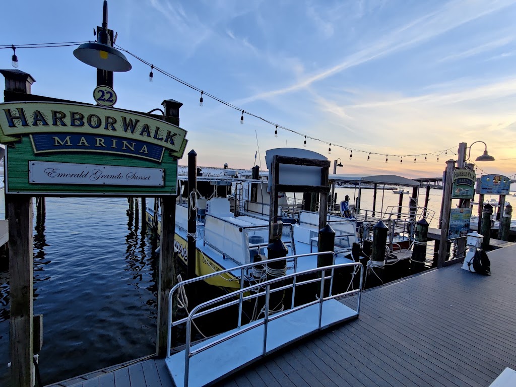 East Pass Seafood & Oyster House | restaurant | 56 Harbor Blvd, Destin, FL 32541, USA | 8504243507 OR +1 850-424-3507