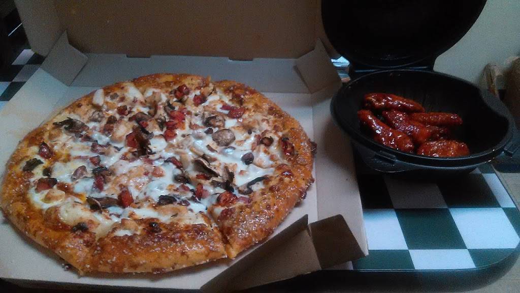 Pizza Hut | restaurant | 6807 W Brown Deer Rd, Milwaukee, WI 53223, USA | 4143540600 OR +1 414-354-0600