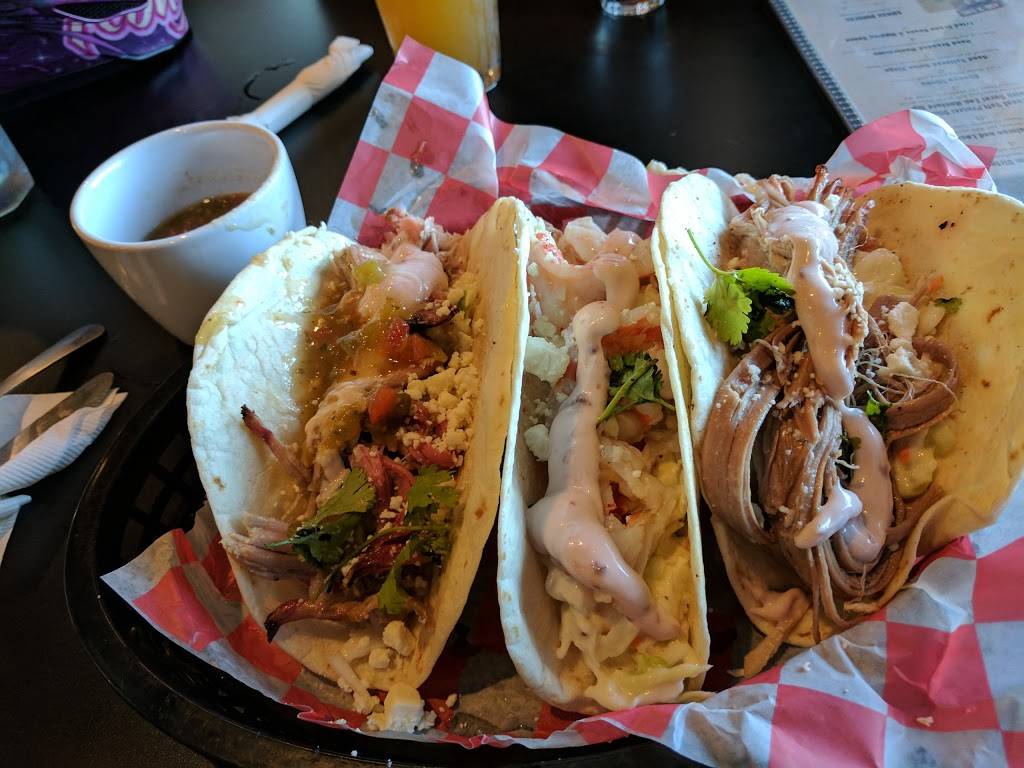 The Dew Drop Inn | restaurant | 710 US-61, Bloomsdale, MO 63627, USA | 5734839992 OR +1 573-483-9992