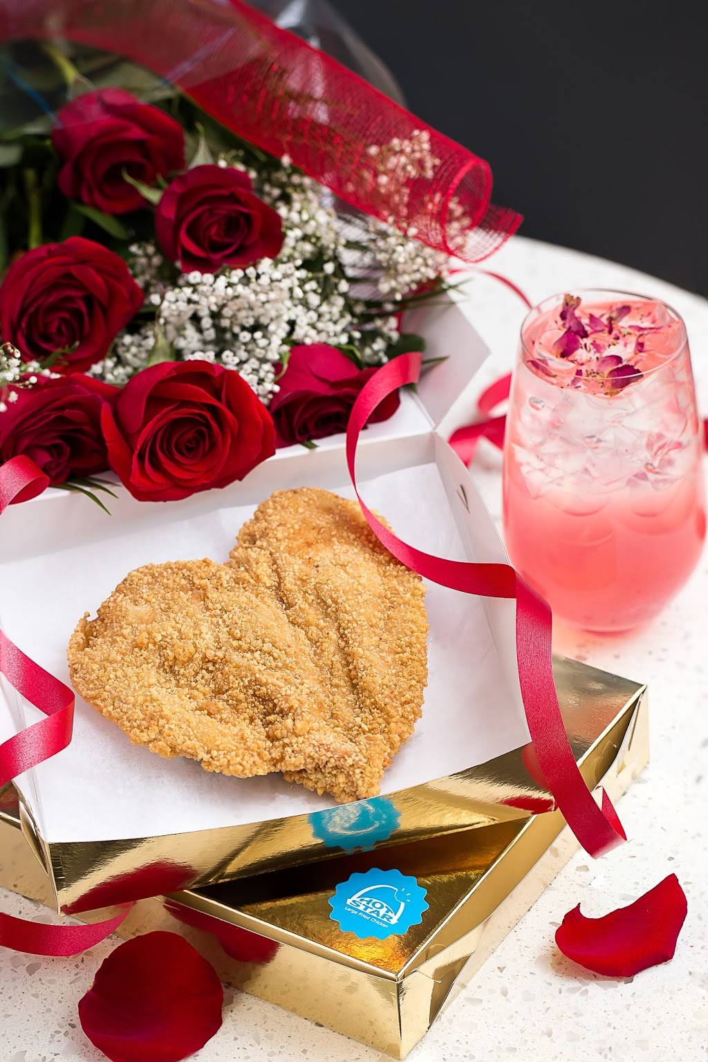 Hot Star Large Fried Chicken | restaurant | 4300 Steeles Ave E Unit F1, Markham, ON L3R 0N8, Canada | 9054709112 OR +1 905-470-9112