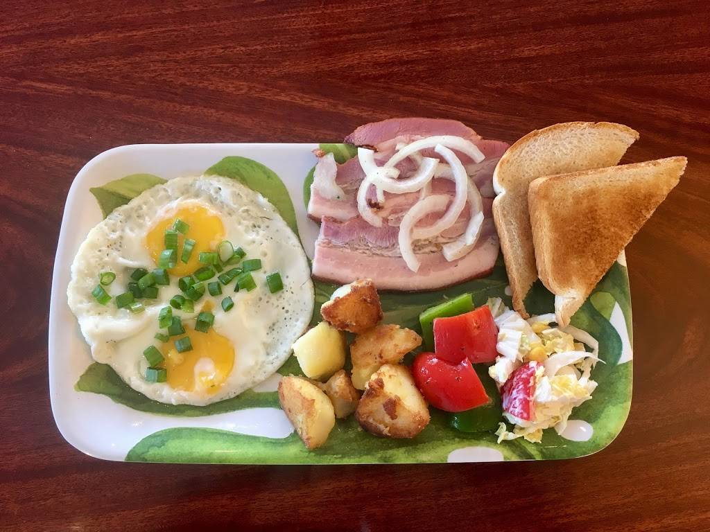 Polka Bistro Caffe | cafe | 1100 Dundas St W, Mississauga, ON L5C 4E7, Canada | 9055668181 OR +1 905-566-8181