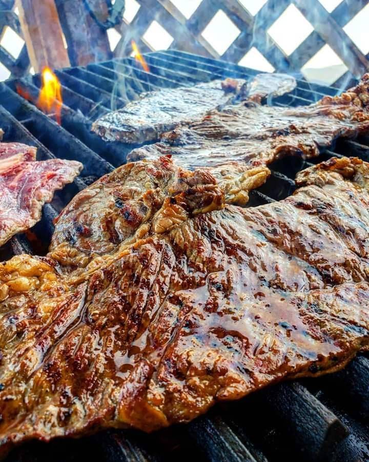 Taqueria Tomateros Mobile#1 | restaurant | 17977 Valley Blvd, Bloomington, CA 92316, USA | 9513848412 OR +1 951-384-8412