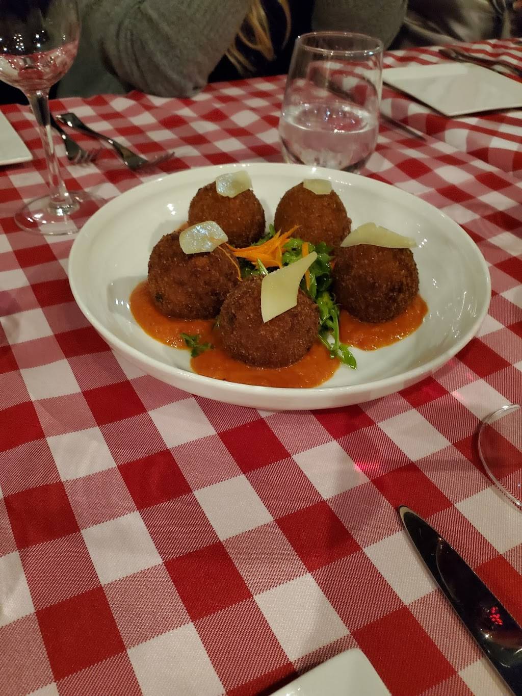 Sumac Cafe | restaurant | 2578 Bengal Blvd, Cottonwood Heights, UT 84121, USA | 8017334444 OR +1 801-733-4444