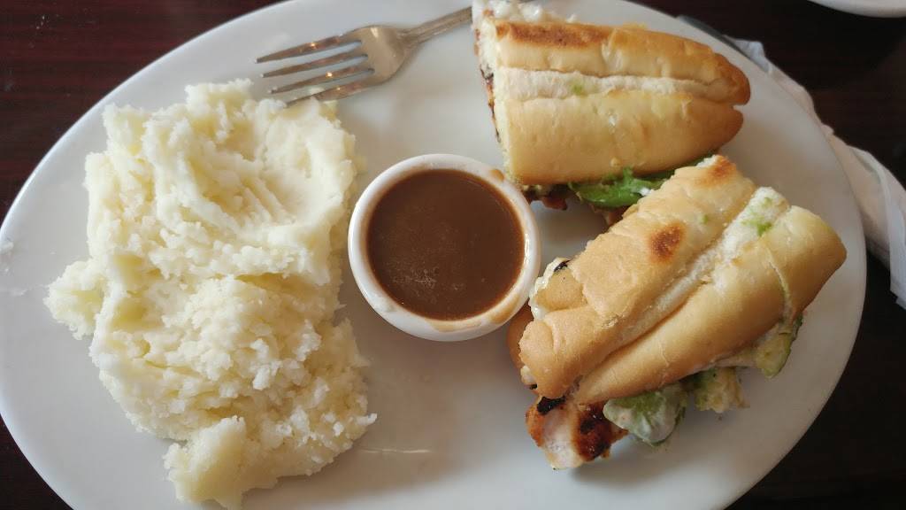 Ronis Diner | restaurant | 9911 Santa Monica Blvd, Beverly Hills, CA 90212, USA | 3107720044 OR +1 310-772-0044