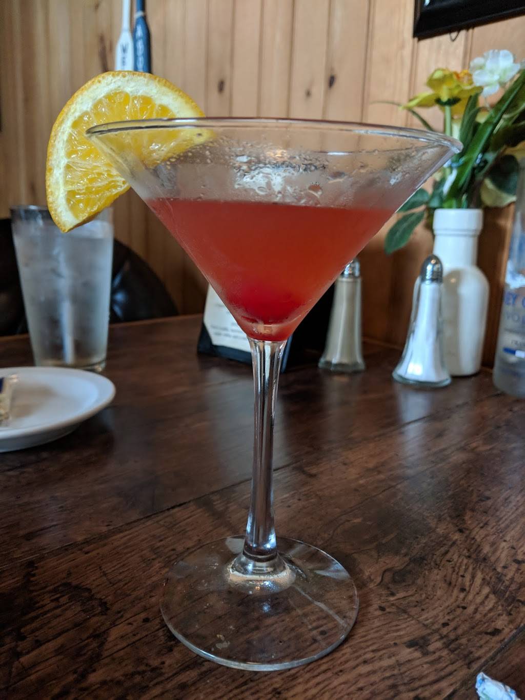 Overboards | restaurant | 1215 PA-507, Greentown, PA 18426, USA | 5708571776 OR +1 570-857-1776