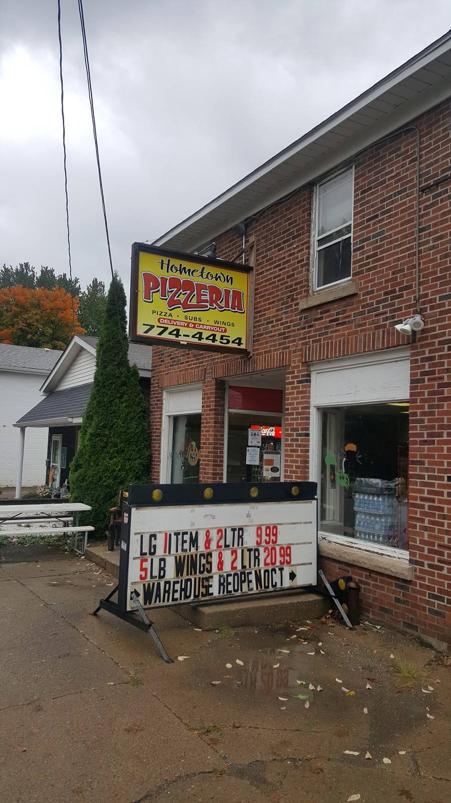 Hometown Pizzeria | meal takeaway | 713 Rice Ave, Girard, PA 16417, USA | 8147744454 OR +1 814-774-4454