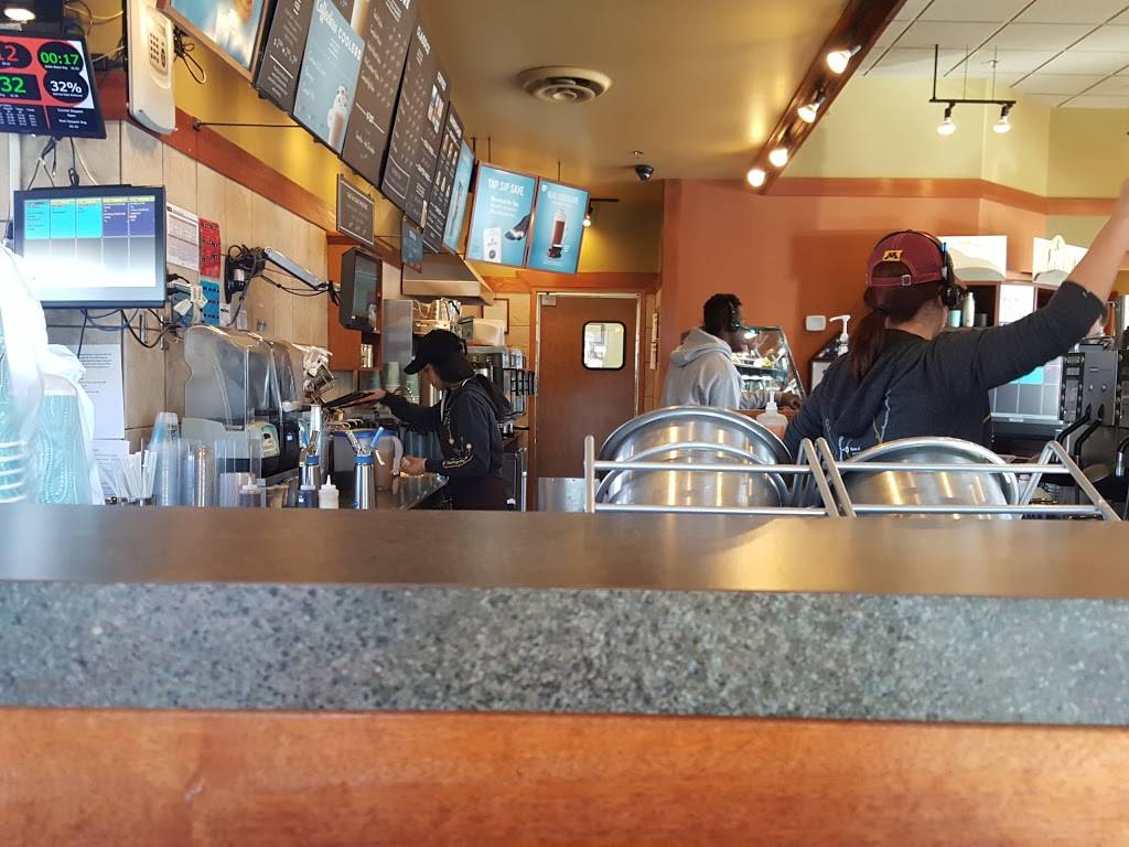 Caribou Coffee | cafe | 1720 Rice St, Maplewood, MN 55113, USA | 6514892384 OR +1 651-489-2384