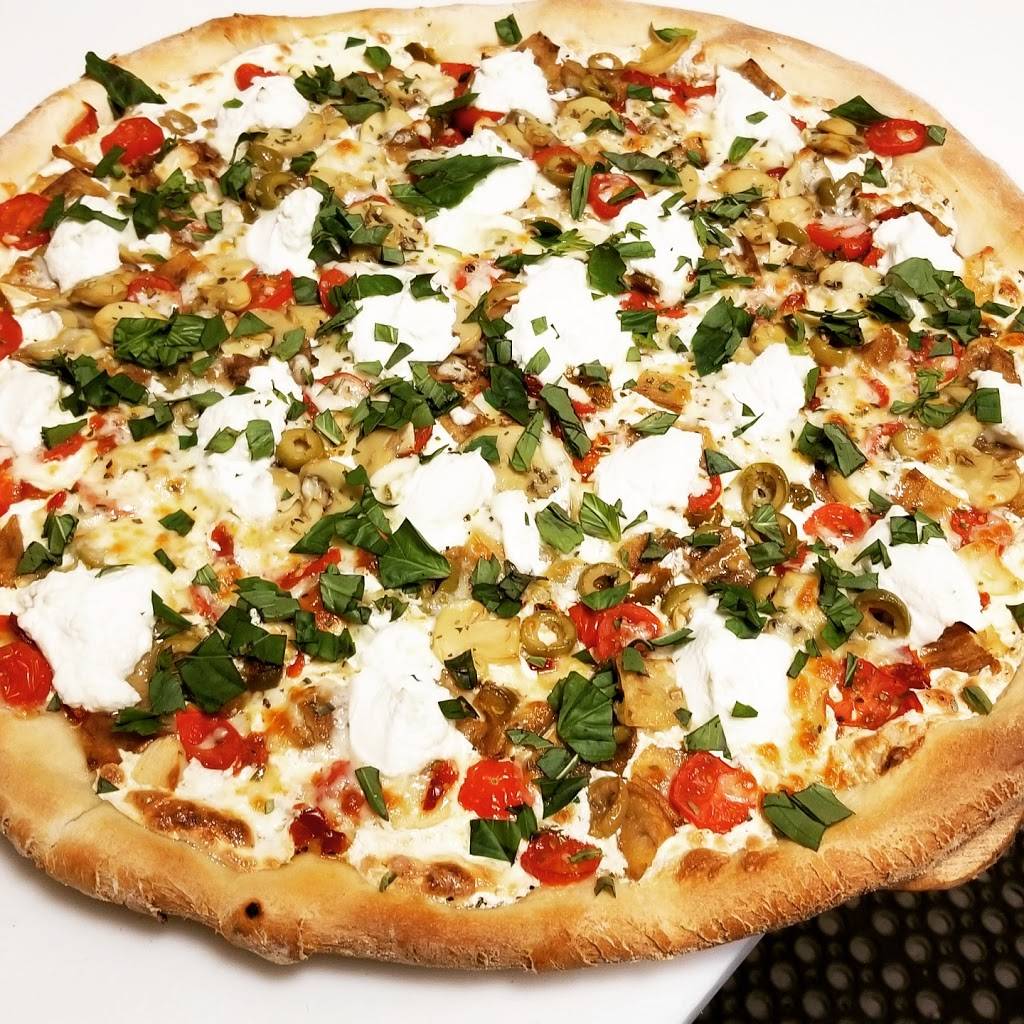 Luigis Pizzeria | restaurant | 7058, 843 Bronx River Rd, Yonkers, NY 10708, USA | 9147761251 OR +1 914-776-1251