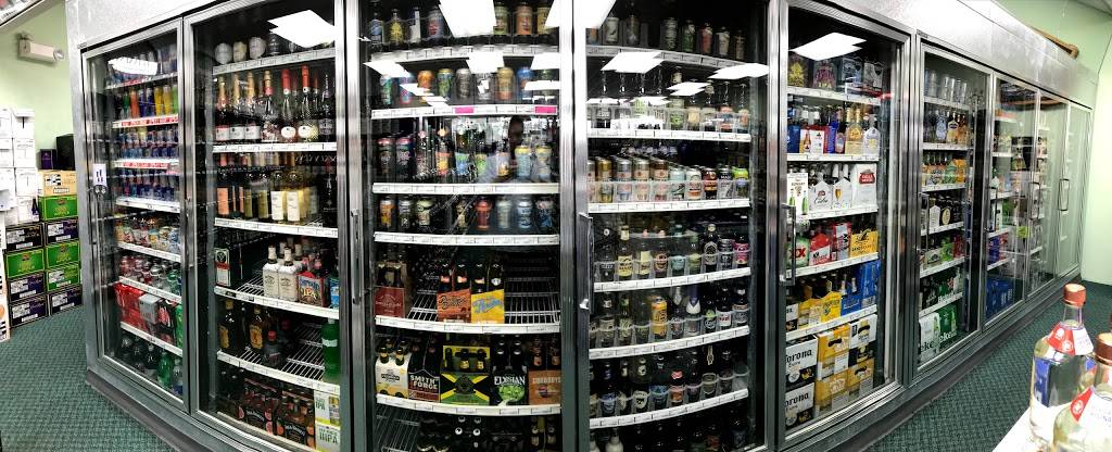 Star Liquor @ Big Bend Road | restaurant | 13192 US-301, Riverview, FL 33578, USA | 8137410700 OR +1 813-741-0700