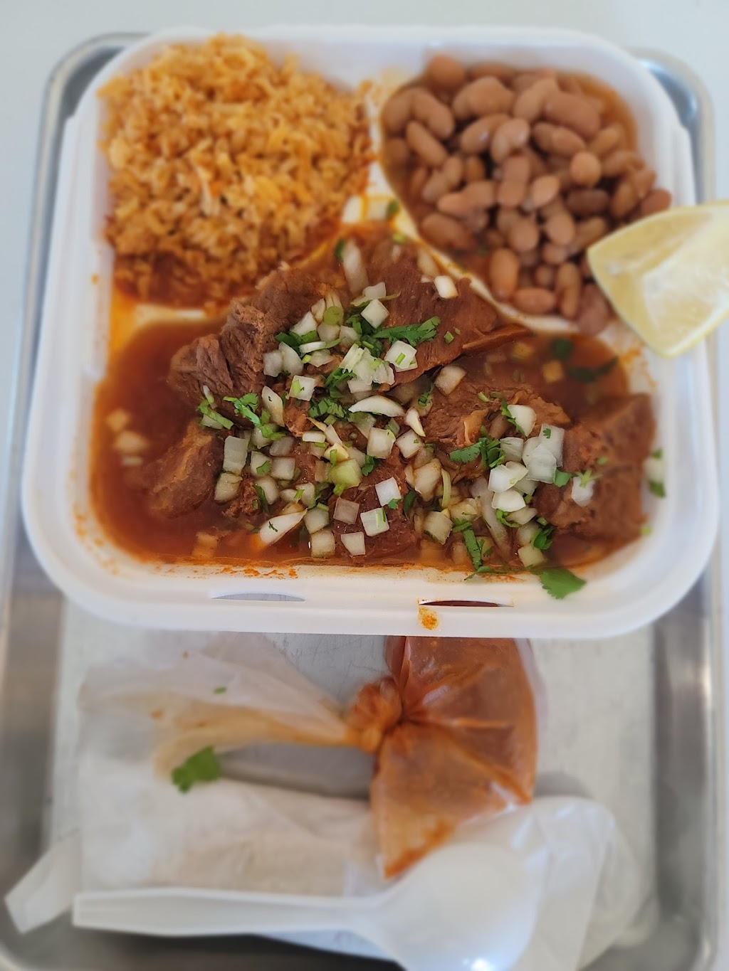 Las Tias Comida Mexicana | restaurant | 2334 S Marina Dr, Thermal, CA 92274, USA | 4425297342 OR +1 442-529-7342