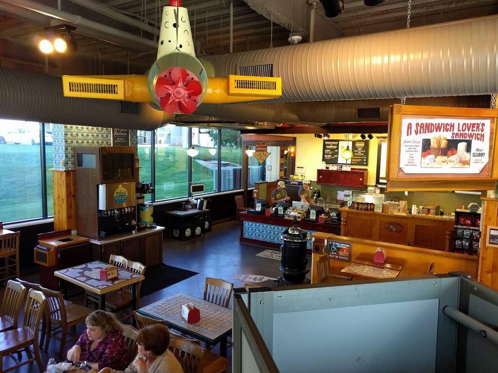 Potbelly Sandwich Shop | restaurant | 1577 Spring Hill Rd #100, Tysons, VA 22182, USA | 7032865923 OR +1 703-286-5923