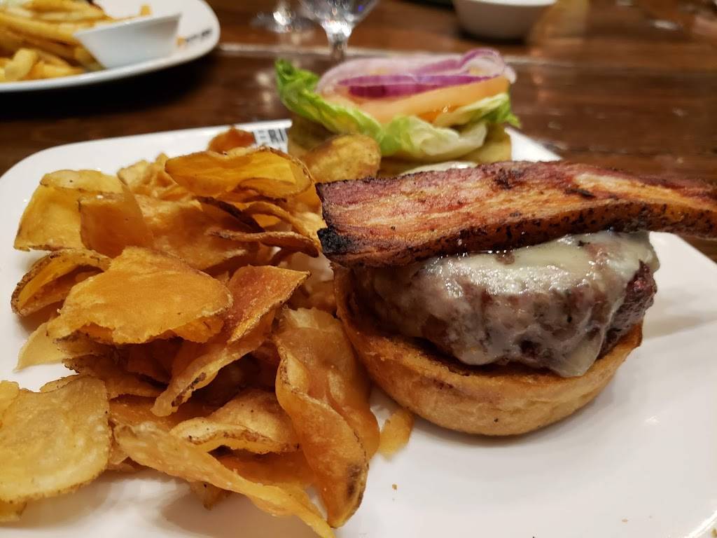 America Eats Tavern by José Andrés | restaurant | 3139 M St NW, Washington, DC 20007, USA | 2024506862 OR +1 202-450-6862