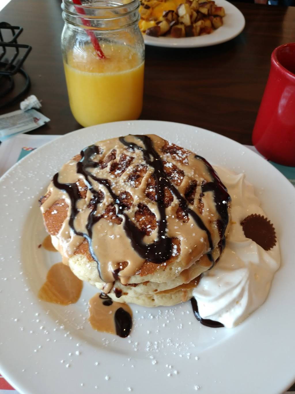 Bob Evans | restaurant | 1437 Golden Gate Blvd, Mayfield Heights, OH 44124, USA | 4404734713 OR +1 440-473-4713