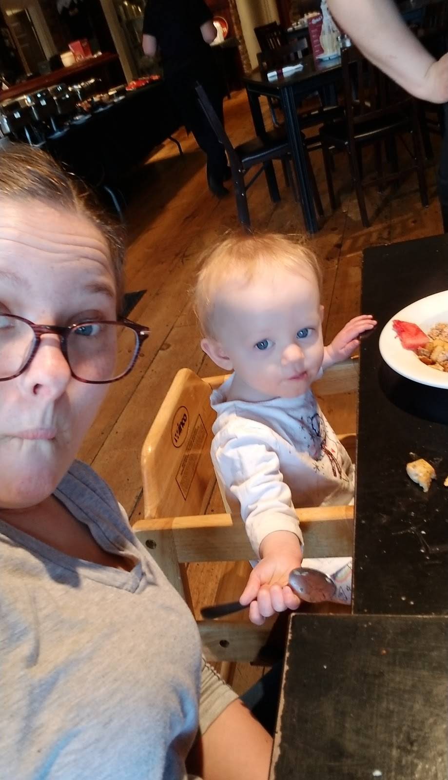 Rosas Pizzeria | meal takeaway | 61 Richmond St, Amherstburg, ON N9V 1G1, Canada | 5197362177 OR +1 519-736-2177