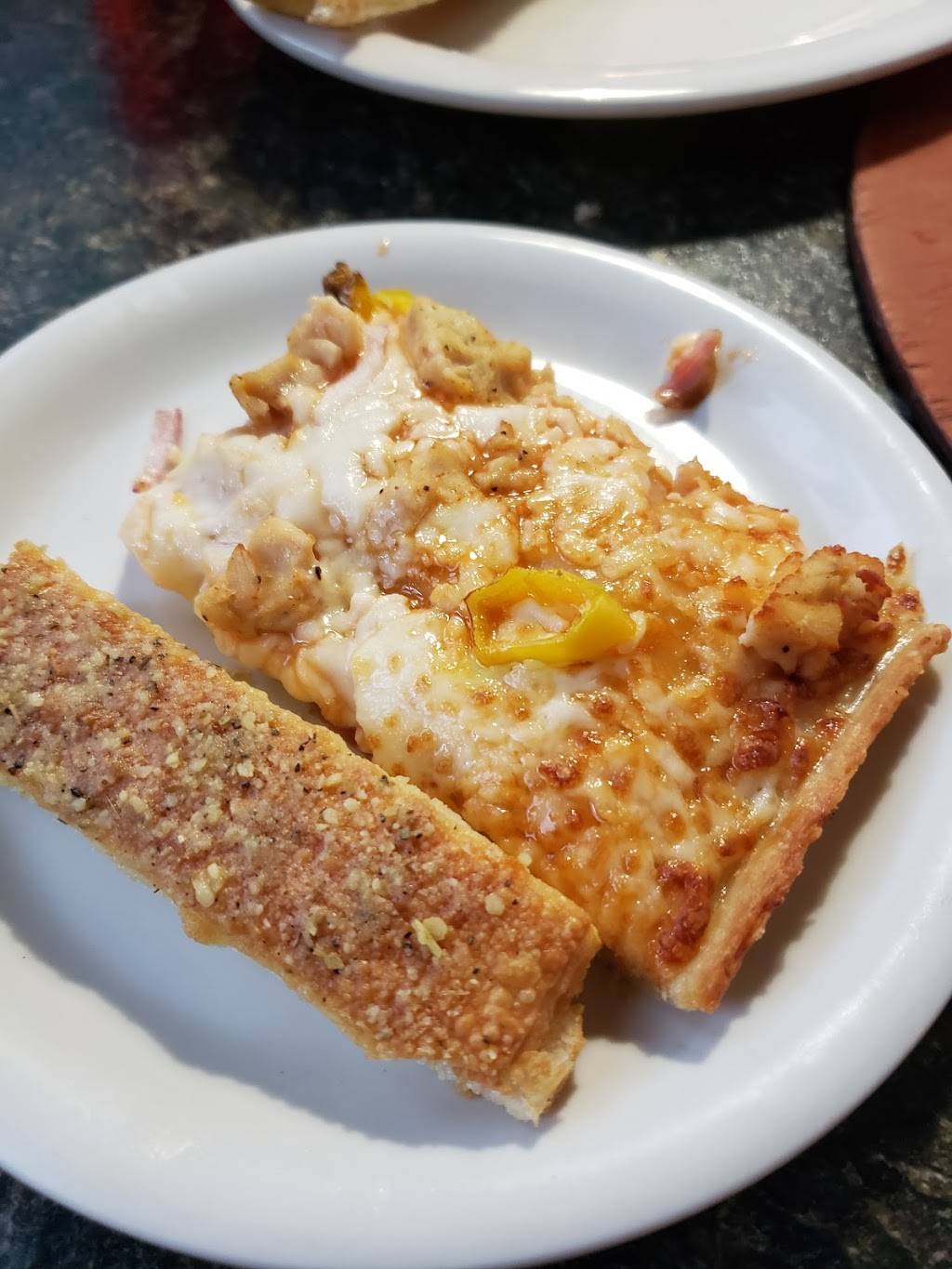 Pizza Hut | meal takeaway | 507 Main St, Saco, ME 04072, USA | 2072849794 OR +1 207-284-9794