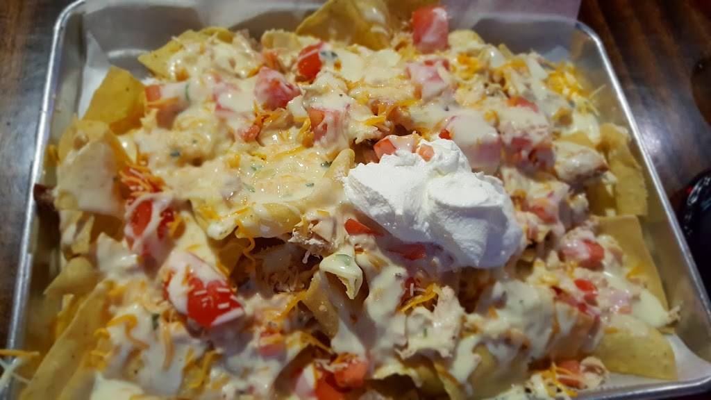 Southern Roots Smokehouse | restaurant | 2544 Savannah Hwy, Charleston, SC 29414, USA | 8432125785 OR +1 843-212-5785