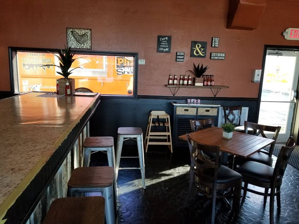 Phatz Chick -n- Shack | restaurant | 4211 20th St, Vero Beach, FL 32960, USA | 7729250336 OR +1 772-925-0336