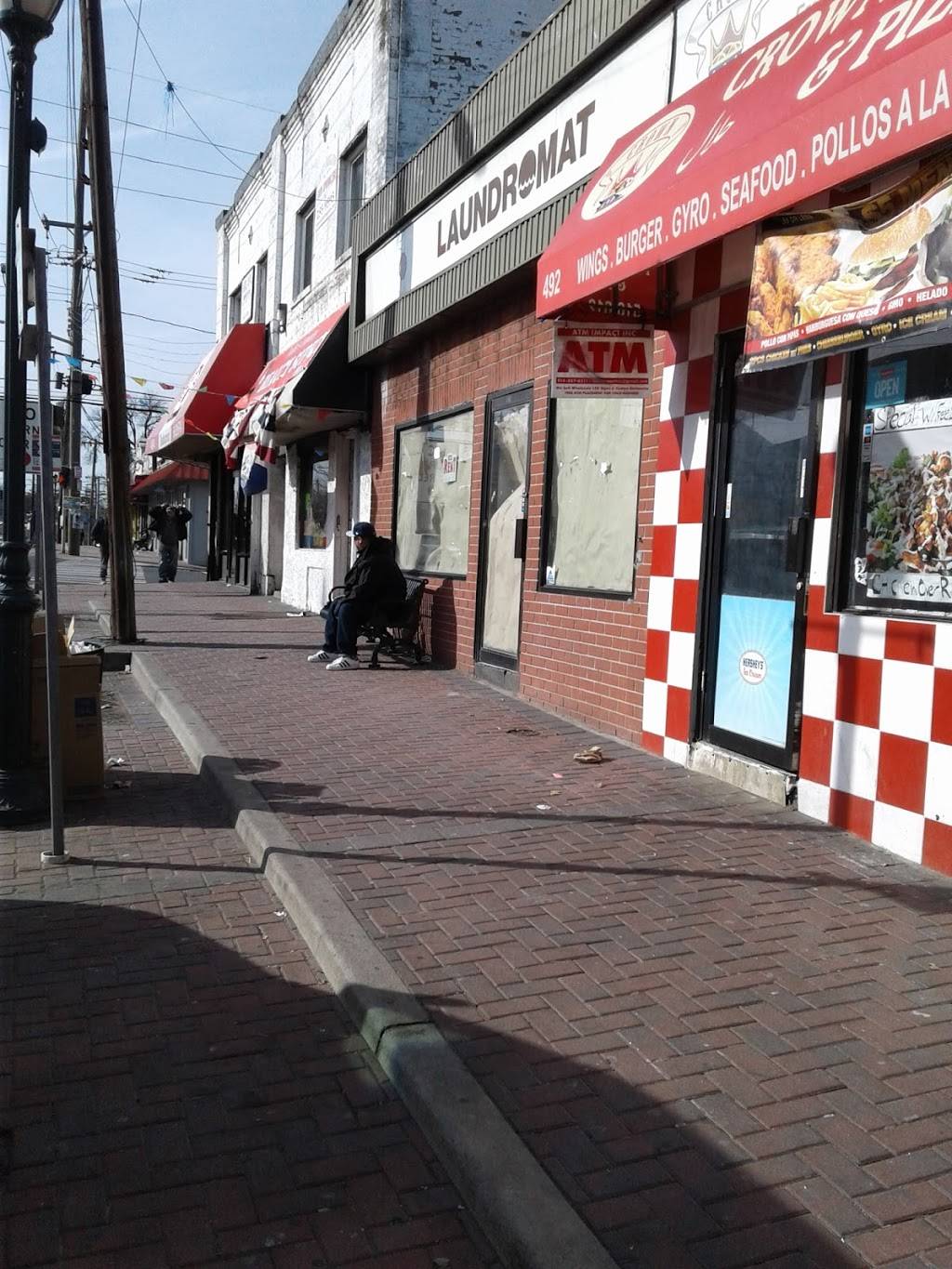 Crown Fried Chicken | restaurant | 492 Hempstead Turnpike, Elmont, NY 11003, USA | 5164608179 OR +1 516-460-8179