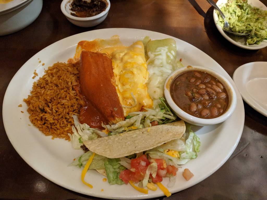 Uncle Julios Mexican From Scratch | restaurant | 5 Woodfield Mall space f-315, Schaumburg, IL 60173, USA | 6306355500 OR +1 630-635-5500