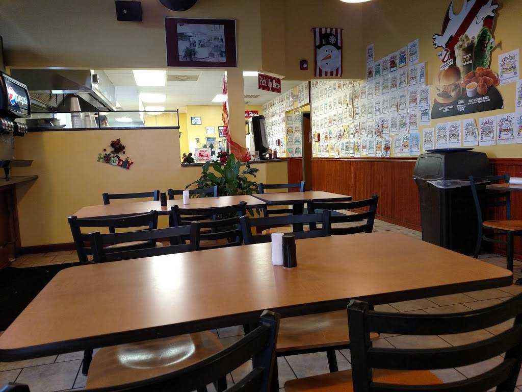 Wayback Burgers | restaurant | 160 S Sterling St, Morganton, NC 28655, USA | 8284386936 OR +1 828-438-6936