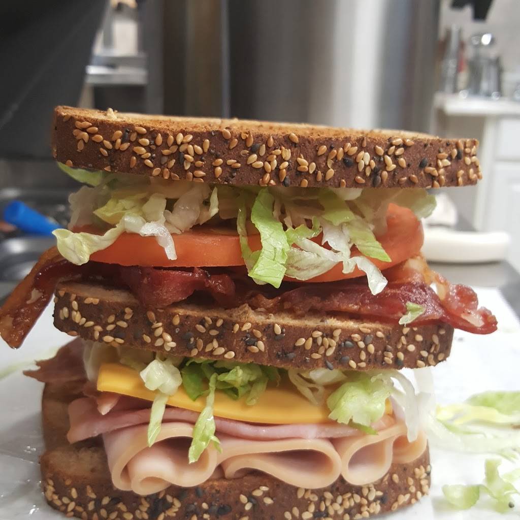 Jesse James Railroad Express | restaurant | 531 Railroad Ave, Rutherfordton, NC 28139, USA | 8284474644 OR +1 828-447-4644