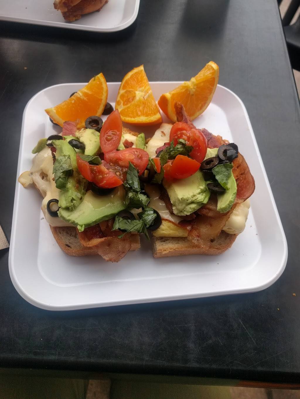 The Cows End Cafe | cafe | 34 Washington Blvd, Venice, CA 90292, USA | 3105741080 OR +1 310-574-1080