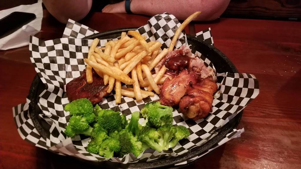 Sticky Fingers Ribhouse- BBQ Charleston | meal takeaway | 341 Johnnie Dodds Blvd, Mt Pleasant, SC 29464, USA | 8438567427 OR +1 843-856-7427