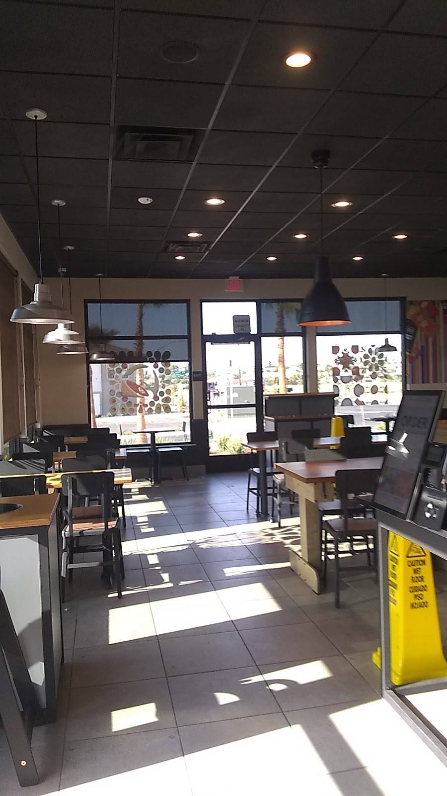 Taco Bell | meal takeaway | 5812 Comanche Dr, Bakersfield, CA 93306, USA | 6614045416 OR +1 661-404-5416