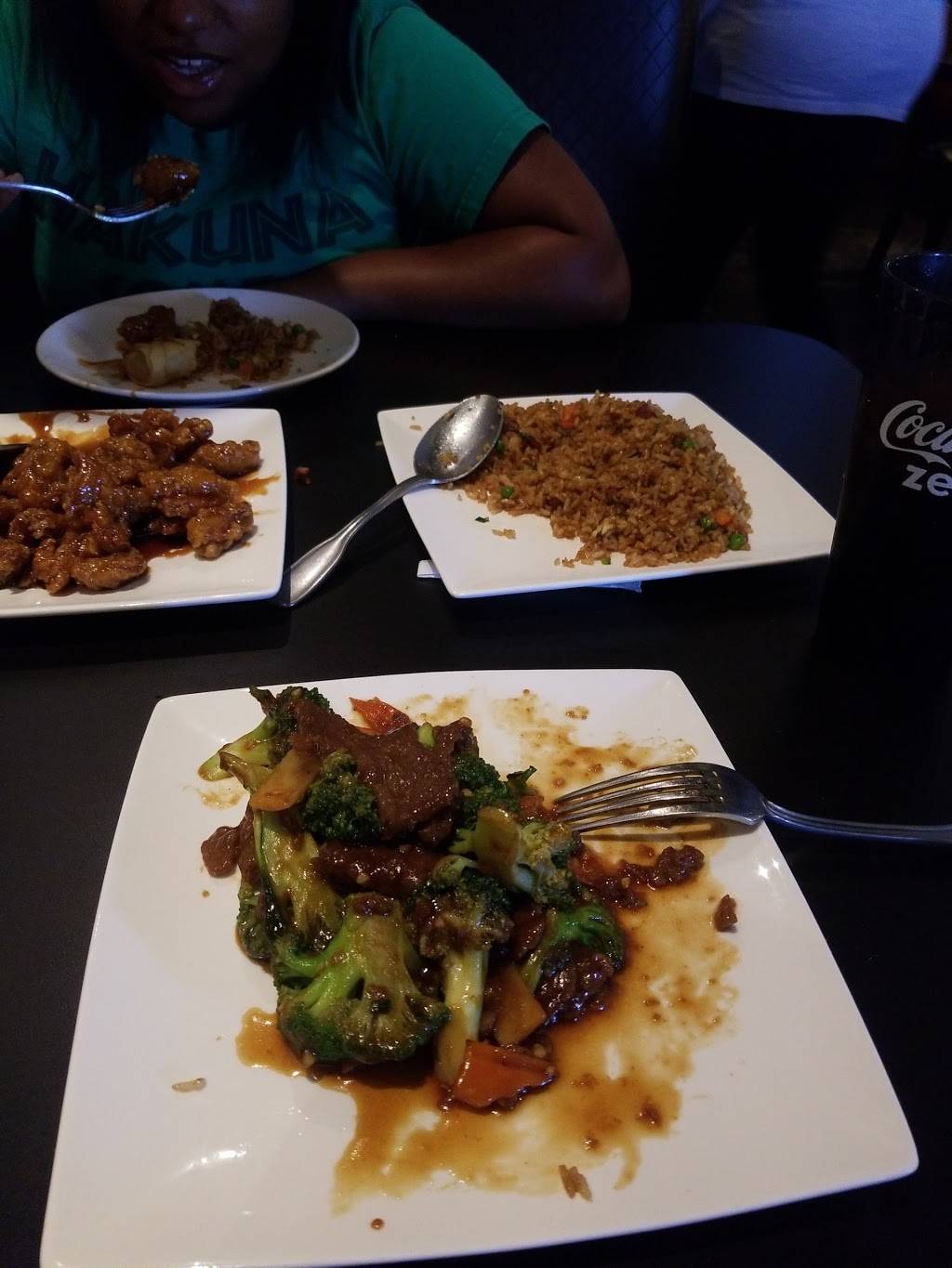 Little Dumpling Chinese & Thai Cuisine | restaurant | 6572 N Decatur Blvd #120, Las Vegas, NV 89131, USA | 7026568199 OR +1 702-656-8199