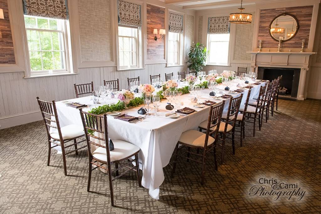 Circa 1886 Restaurant | restaurant | 149 Wentworth St, Charleston, SC 29401, USA | 8438537828 OR +1 843-853-7828