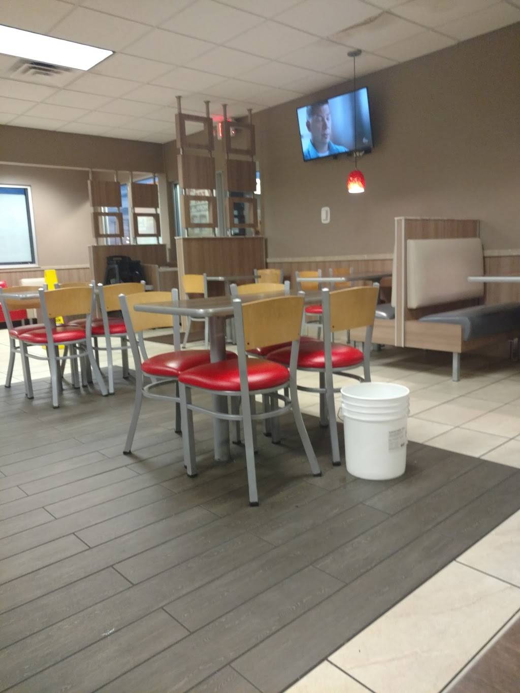 Burger King | restaurant | 3812 Woodville Rd, Northwood, OH 43619, USA | 4196918031 OR +1 419-691-8031