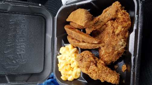 Champs Chicken | meal takeaway | 720 W Main St, Mound City, KS 66056, USA | 9137952989 OR +1 913-795-2989