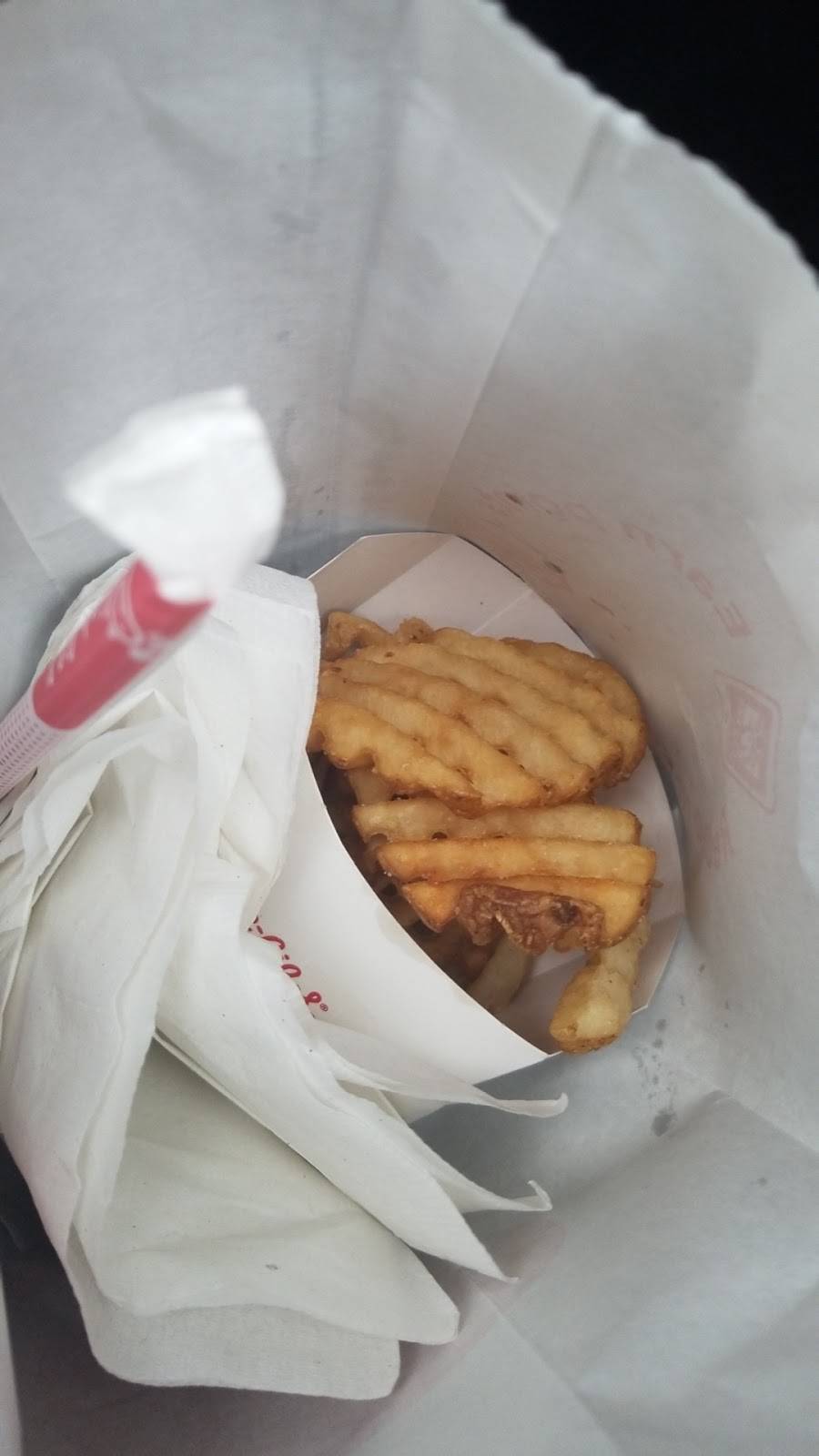 Chick-fil-A | restaurant | 2005 MacLand Crossing Cir SW, Marietta, GA 30008, USA | 6783555297 OR +1 678-355-5297