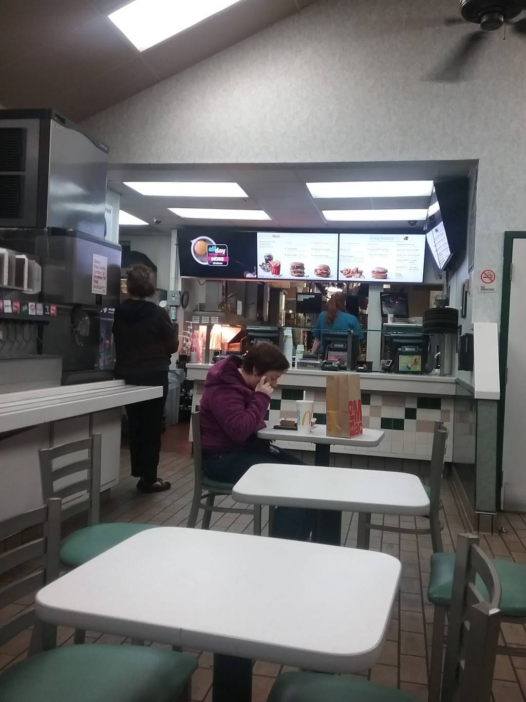 McDonalds | cafe | 2544 Anderson Hwy, Powhatan, VA 23139, USA | 8045986289 OR +1 804-598-6289