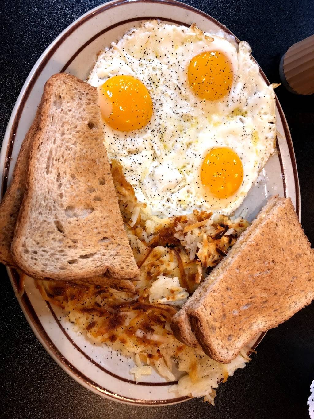 Falls Cafe | restaurant | 1118 Plankview Green Blvd, Sheboygan Falls, WI 53085, USA | 9205500060 OR +1 920-550-0060