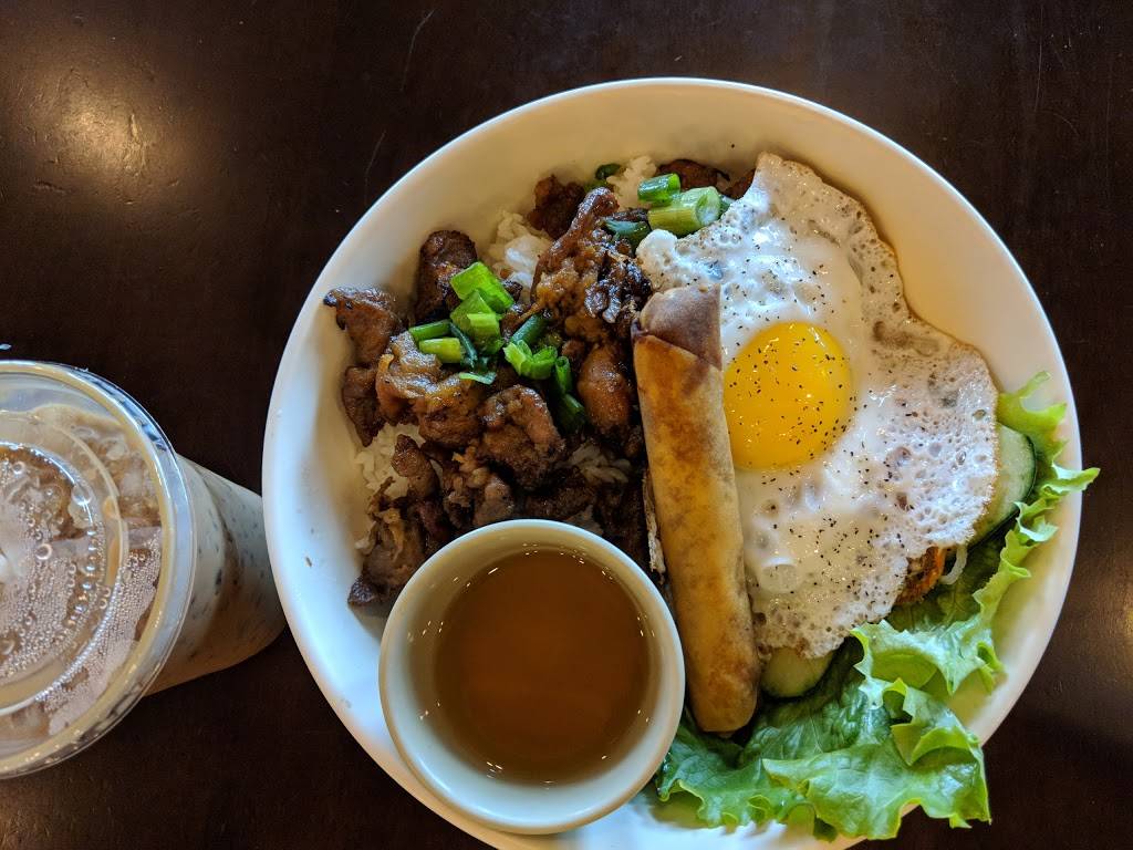 PhoNatic Vietnamese Restaurant | restaurant | 2525 W Anderson Ln, Austin, TX 78757, USA | 5124588889 OR +1 512-458-8889
