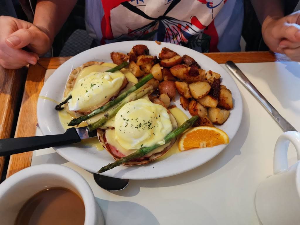 Ann & Frans Kitchen | restaurant | 4843 471, MA-28, West Yarmouth, MA 02673, USA | 5087757771 OR +1 508-775-7771