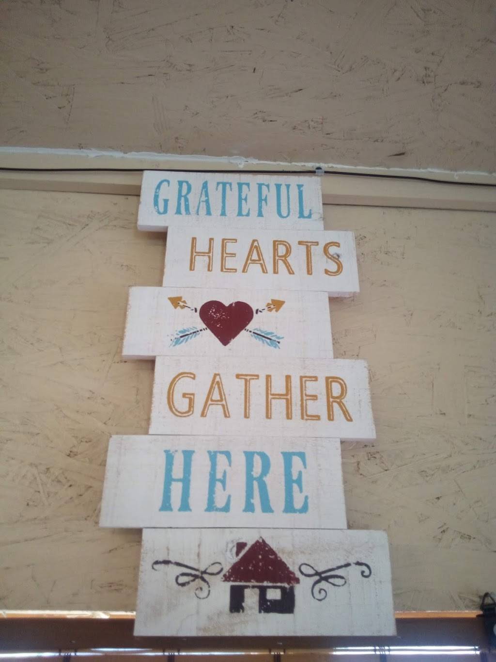 Paw Paws Bar B Que | restaurant | 1706 S 11th St, Gadsden, AL 35904, USA | 2565473877 OR +1 256-547-3877