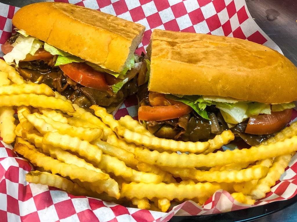 Bradleys | restaurant | 7011 Beatline Rd, Long Beach, MS 39560, USA | 2282066735 OR +1 228-206-6735