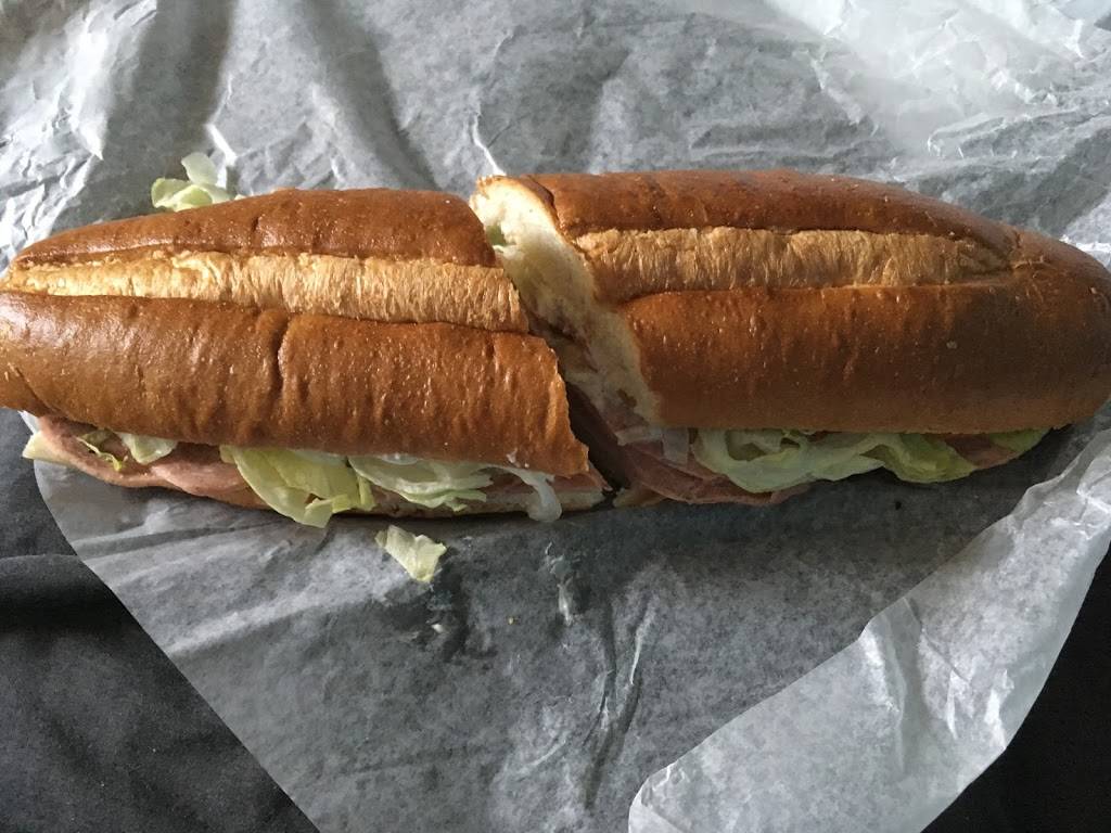 Mancaris Pizza & Restaurant | restaurant | 184 Currie Rd, Dutton, ON N0L 1J0, Canada | 5197622660 OR +1 519-762-2660