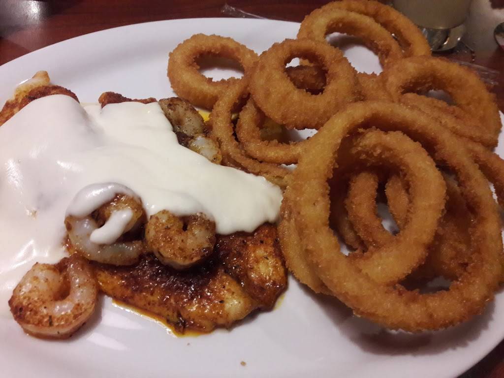 Ruby Tuesday | restaurant | 6565 N Illinois St, Fairview Heights, IL 62208, USA | 6183943561 OR +1 618-394-3561