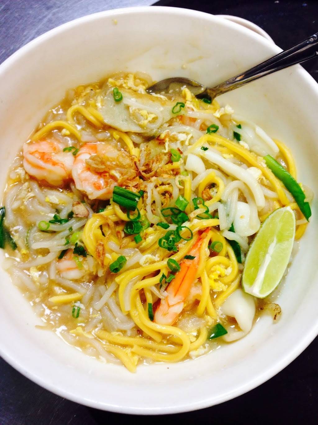 Laut | restaurant | 15 E 17th St, New York, NY 10003, USA | 2122068989 OR +1 212-206-8989