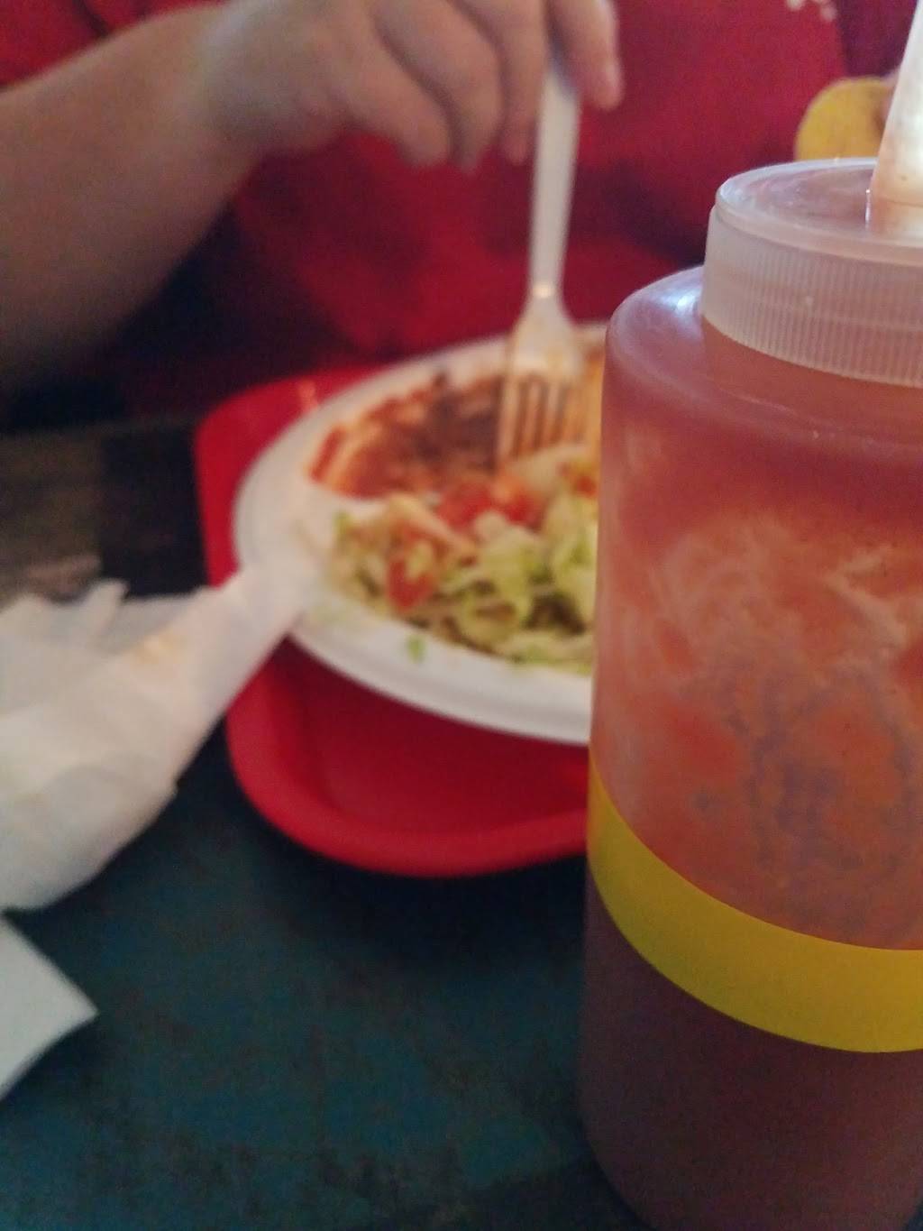 Taco Hut | restaurant | 600 E 30th Ave, Hutchinson, KS 67502, USA | 6206658541 OR +1 620-665-8541