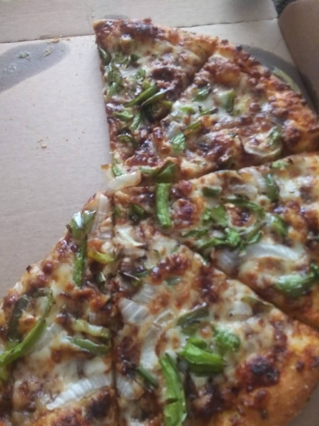 Dominos Pizza | meal delivery | 1060 W Main St, Gaylord, MI 49735, USA | 9894022400 OR +1 989-402-2400