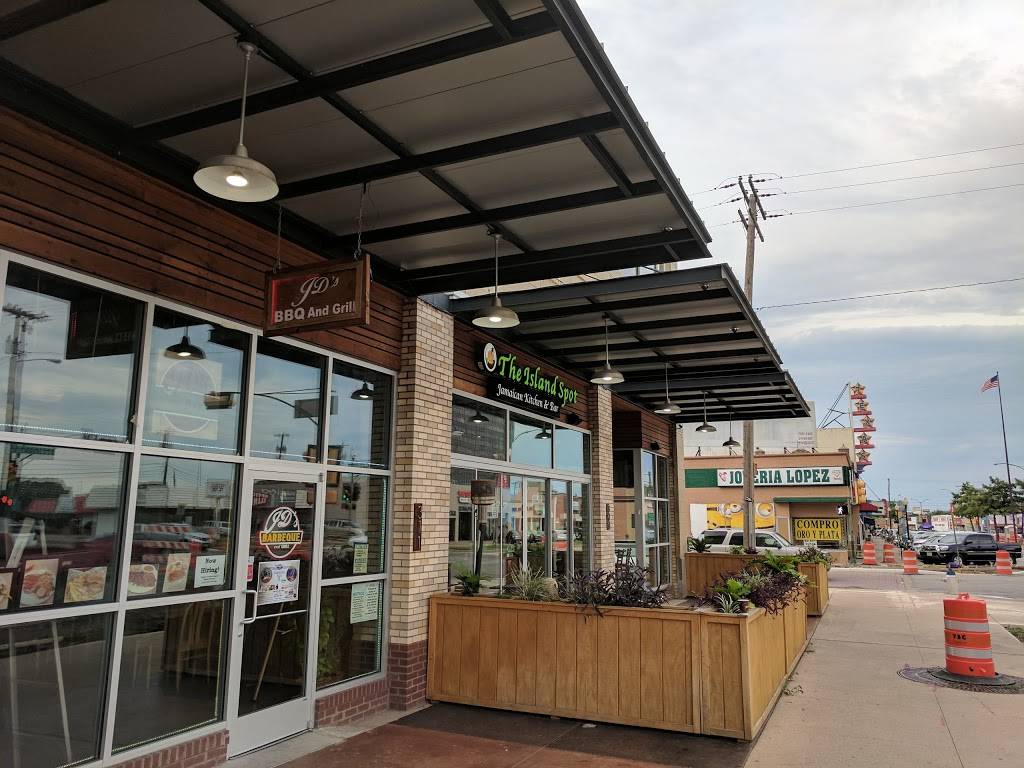 The Island Spot | restaurant | 309 W Jefferson Blvd, Dallas, TX 75208, USA | 9729134919 OR +1 972-913-4919