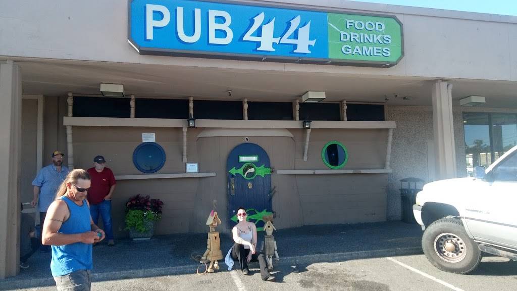 Pub 44 | restaurant | 19720 44th Ave W N, Lynnwood, WA 98036, USA | 4255828808 OR +1 425-582-8808