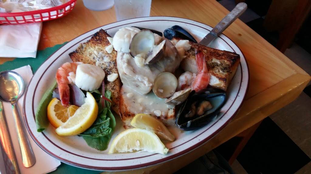 Spikes Fish Market & Restaurant | restaurant | 415 Broadway, Point Pleasant Beach, NJ 08742, USA | 7322959400 OR +1 732-295-9400