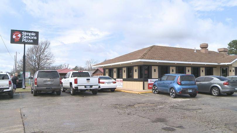 Simple Simons Pizza - Tishomingo, OK | restaurant | 1201 E Main St, Tishomingo, OK 73460, USA | 5803713371 OR +1 580-371-3371