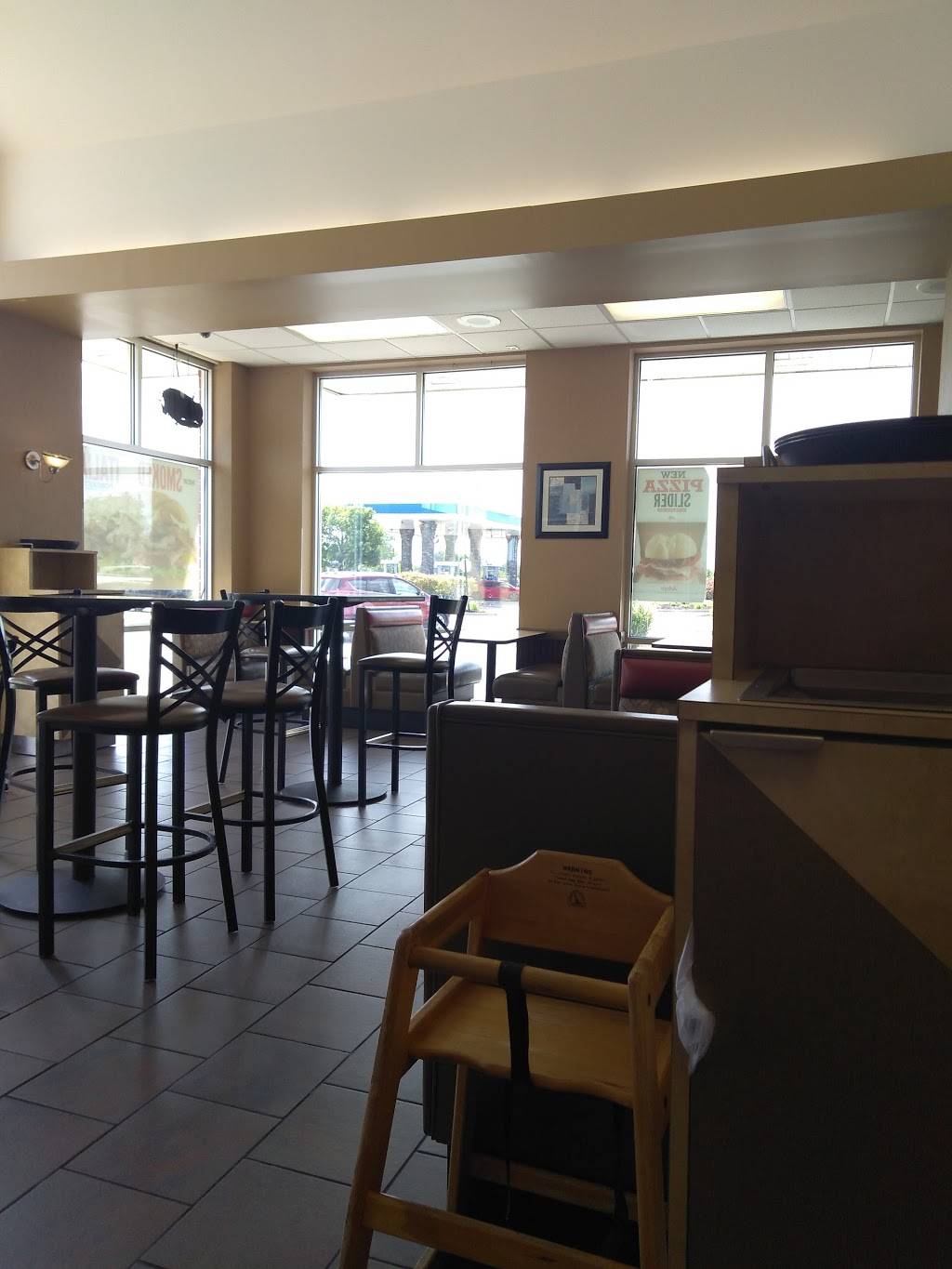 Arbys | restaurant | 20749 Hall Rd, Macomb, MI 48044, USA | 5869543000 OR +1 586-954-3000